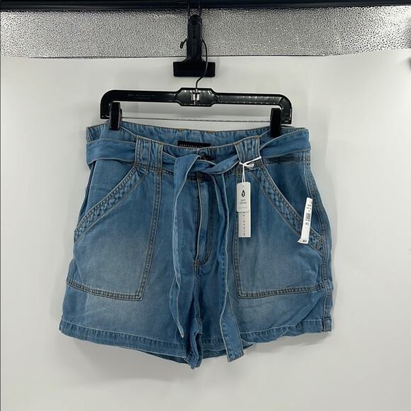 Sanctuary Denim Women's Shorts with belt - Chambray - XL - New with tags - Picture 1 of 7